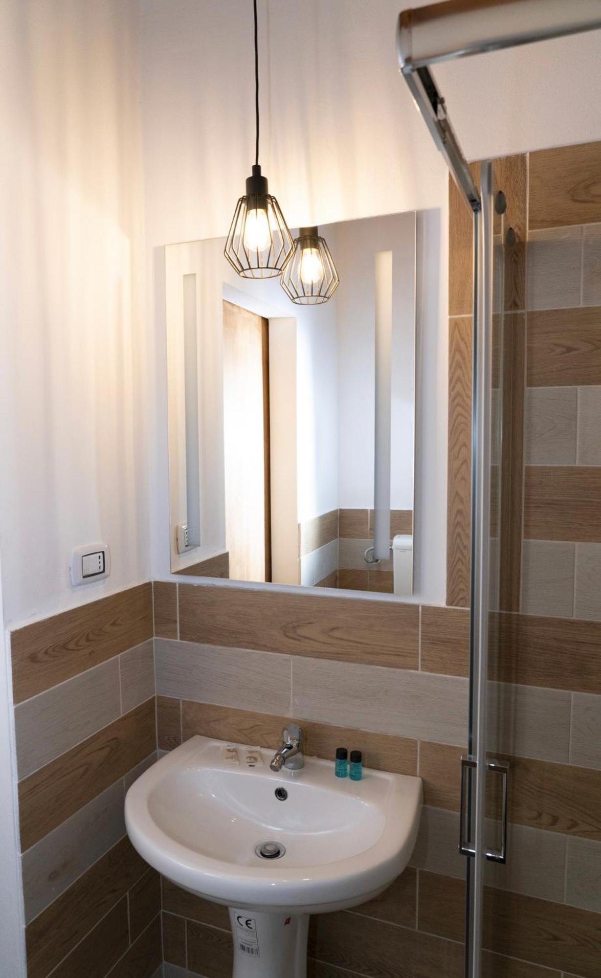 Apartament Politeama House Palermo Zewnętrze zdjęcie